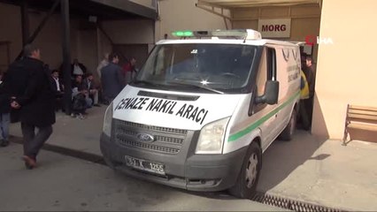 İbrahim Tatlıses'in Trafik Kazasında Hayatını Kaybeden 2 Kuzeni Defnedildi