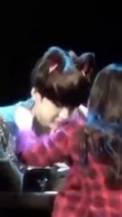 ファンがユンギに猫耳とチョーカー付けさせる……このユンギさん飼いたい❤︎【防弾少年団 BTS】