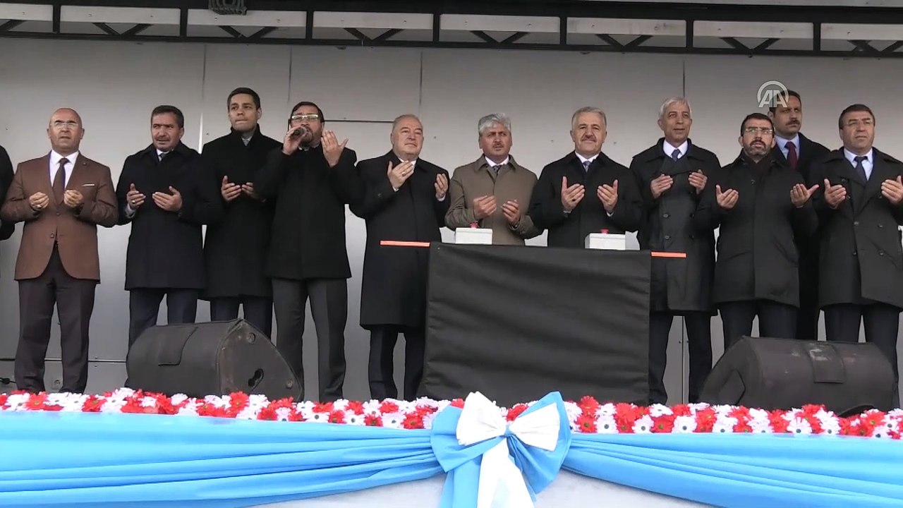 Ahmet Arslan: 'Dünya İstanbul Havalimanı vesilesiyle Türkiye'yi konuşuyor' - KARS