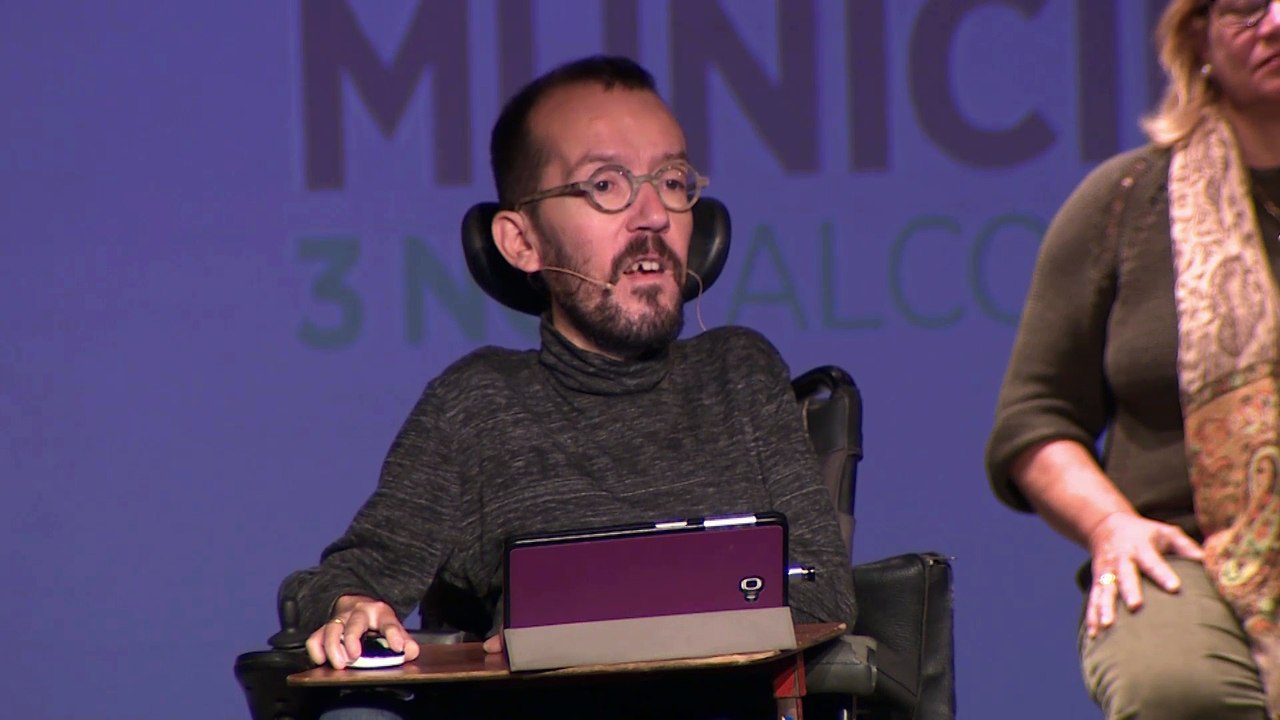 Echenique considera que Carmena, Colau o Kichi han sido los mejores alcaldes de la historia