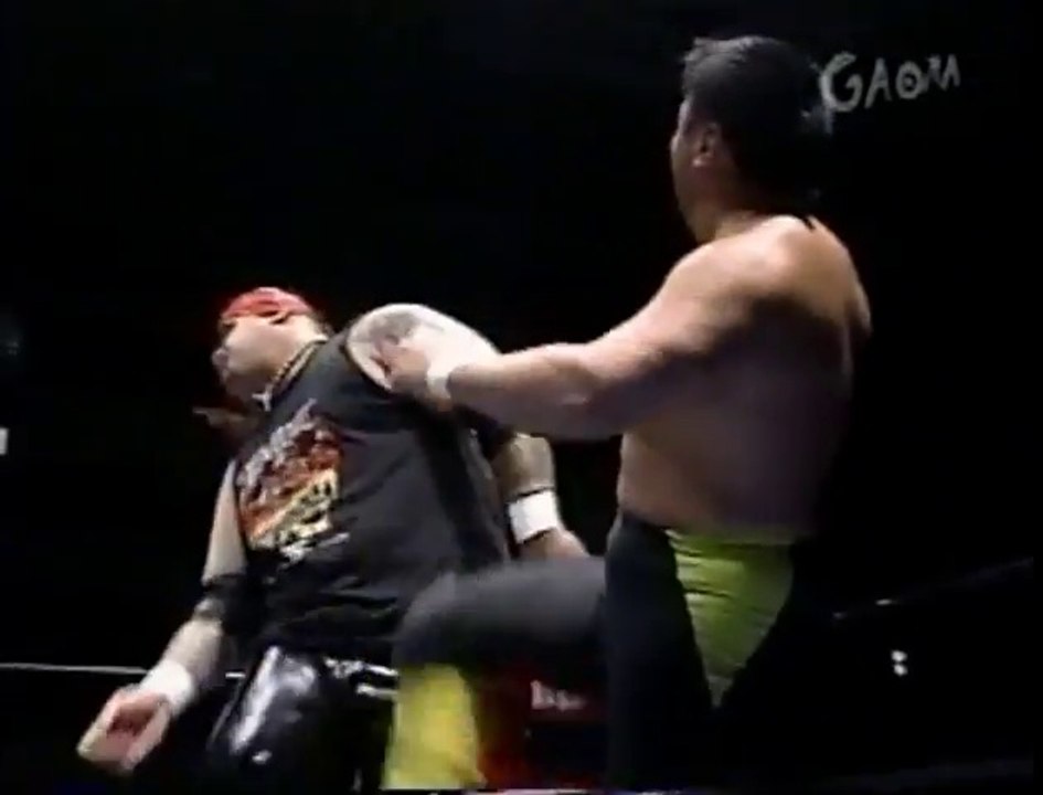 [AJPW] Toshiaki Kawada (C) vs Jamal - Triple Crown Match - 6/12/2004
