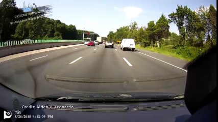 ROAD MADNESS (USA) NORTH AMERICAN DRIVING FAILS 2018 EP# 11