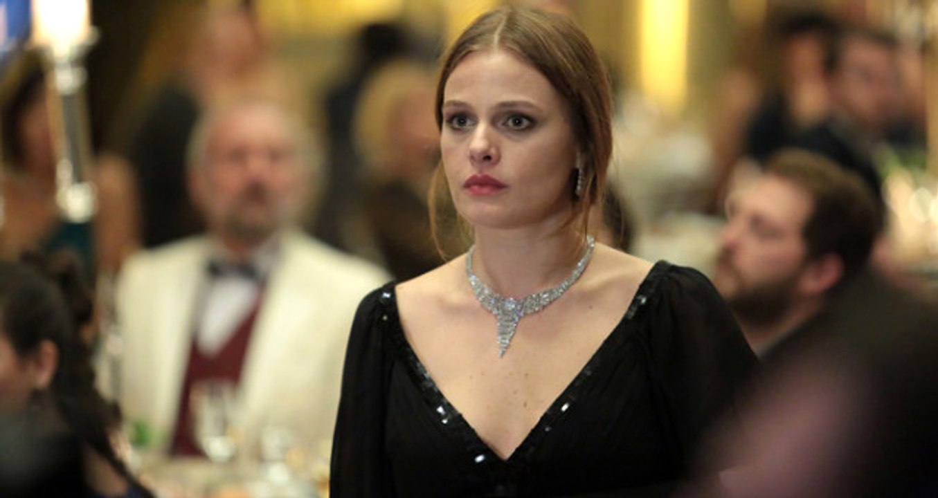 Oyuncu Naz Elmas, Ev Sahibiyle Mahkemelik Oldu