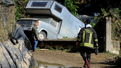 Inundações na Sicília matam pelo menos 12 pessoas