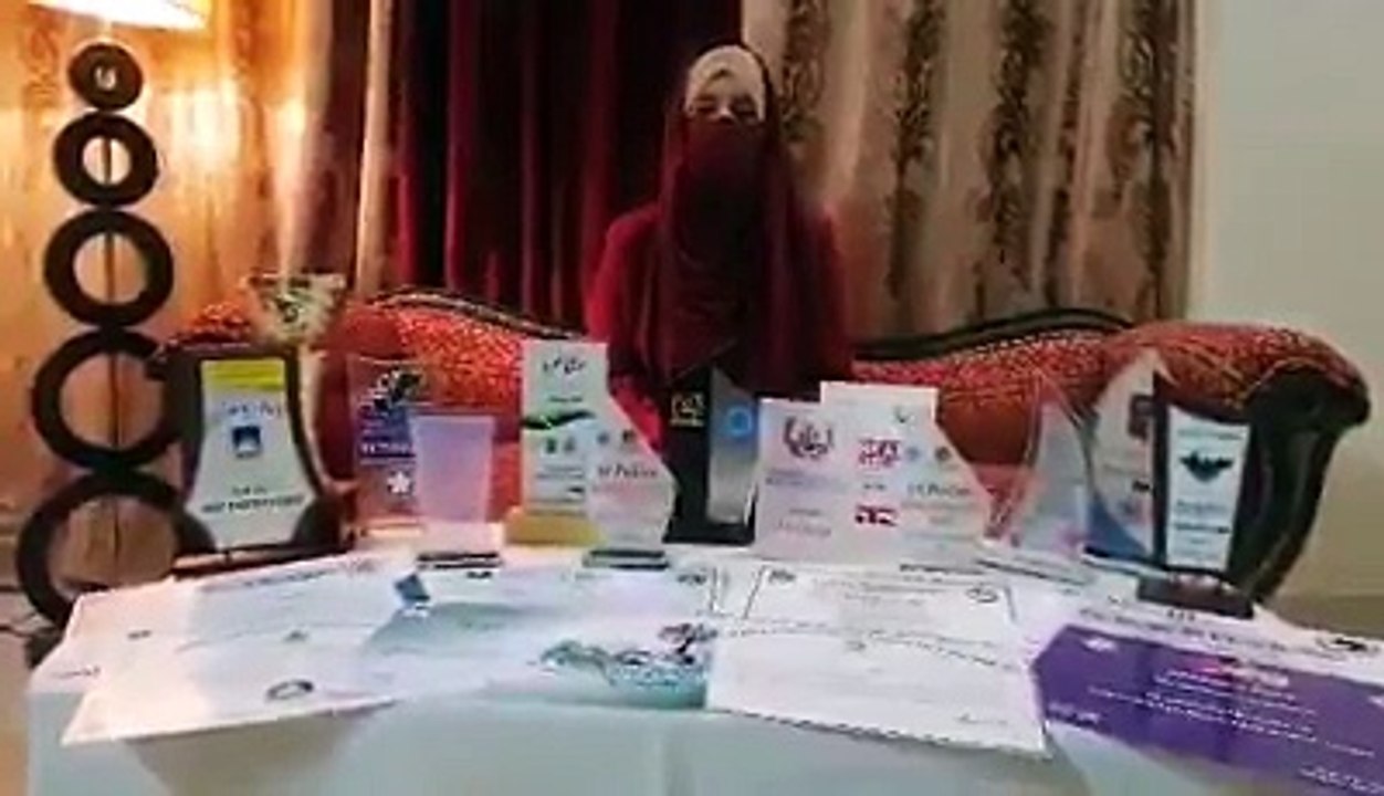 کلمہ طیبہ کے نام پر حاصل کیے گئے ملک میں طالبہ کو حجاب پہننے پر ایسی سزا کہ دل خون کے آنسو روۓ