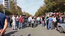 Report TV - Banorët e Astirit në protestë, bllokojnë Unazën e Re: Mos të na prishen shtëpitë
