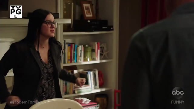 Modern Family Season 10 EP07 Promo Did the Chicken Cross the Road (2018)