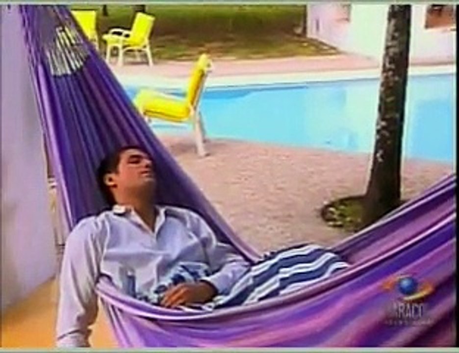OYE BONITA cap  30 (Oswaldo Tapia)