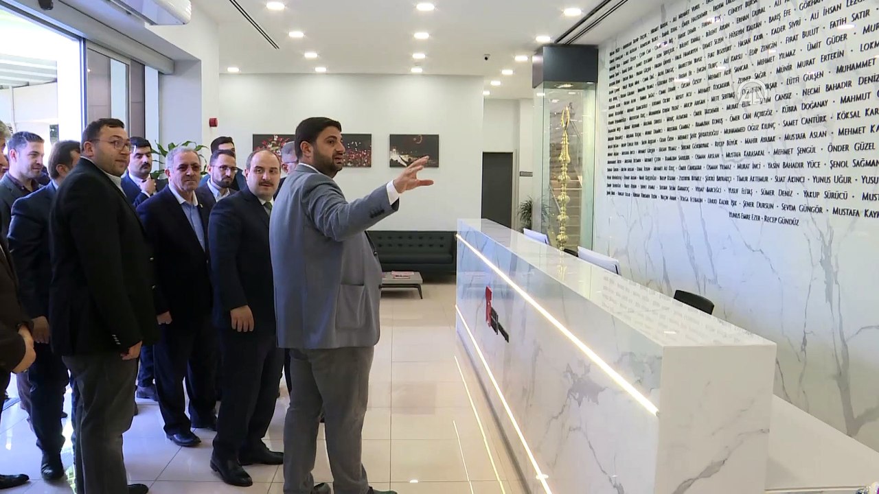 Bakan Varank, 15 Temmuz Derneği’ni ziyaret etti  - İSTANBUL