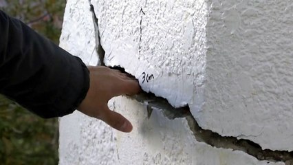 [현장24] "또 무너질까 불안" 아파트 공사에 주차장 '폭삭' / YTN