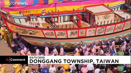 فيديو: حرق سفينة في تايوان لهذا السبب العجيب