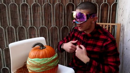 Stepny fa detonare una zucca