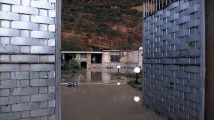 Floods in Italy kill nine members of the same family