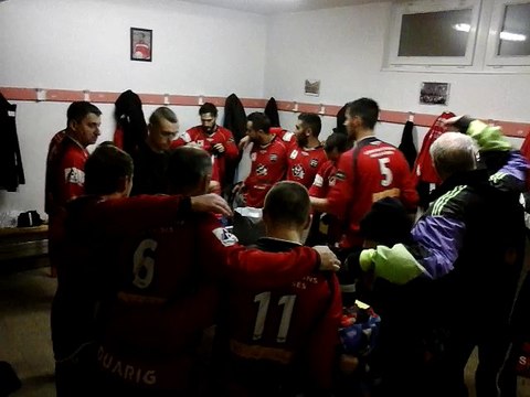 D4 : Joie dans les vestiaires muratais après leur victoire 5 - 1 face à Carladez Goul le 03/11/2018