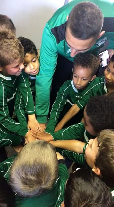 Jordan en animateur de centre aéré avec ses u6/u7