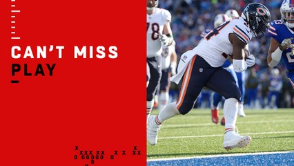 Can't-Miss Play: Jordan Howard truck-sticks defender on TD