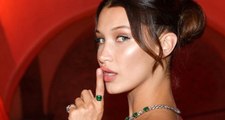 Ünlü Model Bella Hadid'den, Siyah İç Çamaşırlı Paylaşım!