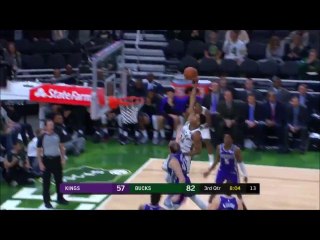Giannis Antetokounmpo DUNK Party - Bucks vs Kings - November 04, 2018 [HD]