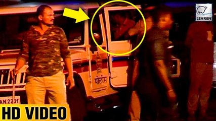 Shah Rukh Khan Fan INJURED Himself Outside Mannat Bungalow