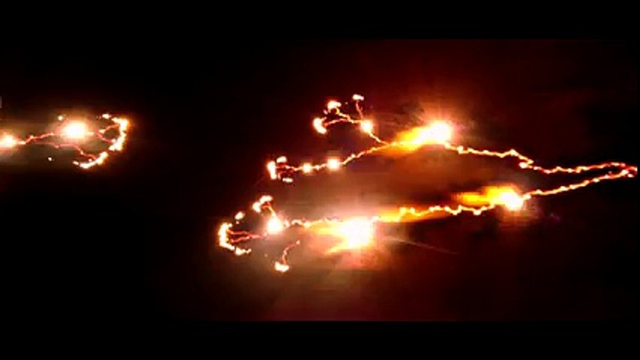 I Make Glowing Lichtenberg Figure Necklaces With High Voltage