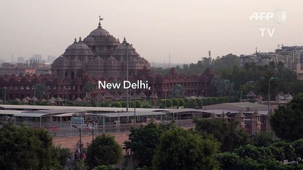 As winter comes, New Delhi gasp for clean air