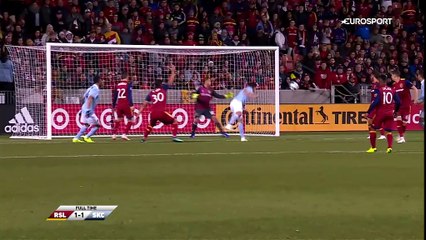 Une belle reprise, une boulette du gardien : le Real Salt Lake et le Sporting Kansas se neutralisent