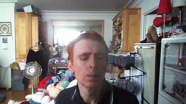 Wiwi égratigne la beauté du monde de Bertrand Betsch