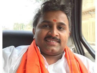 കലാപ ആഹ്വാനവുമായി ഹിന്ദുപരിഷത്ത് നേതാവ് ലൈവില്‍ | OneInida Malayalam