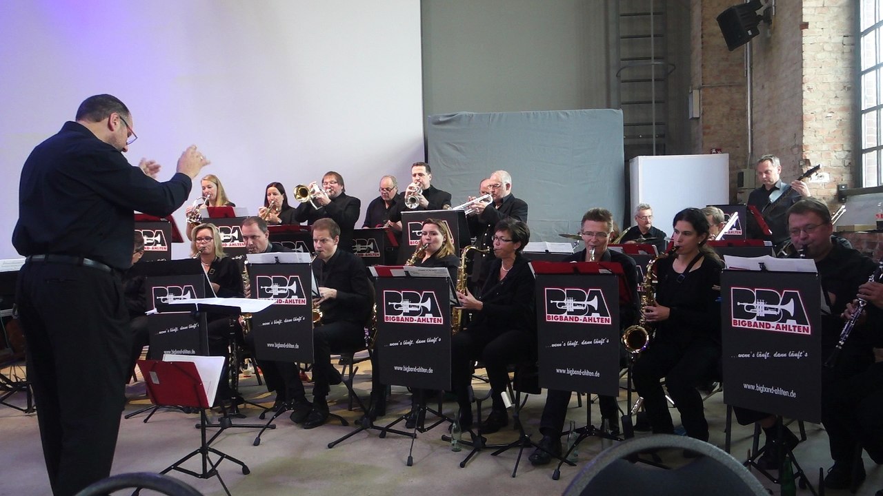 Smoke gets in your Eyes – Big Band Ahlten