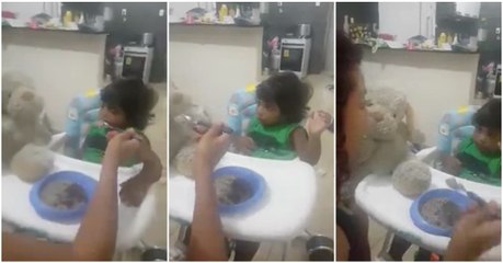 Mãe do ano usa técnica infalível para que o seu filho coma tudo que está no prato