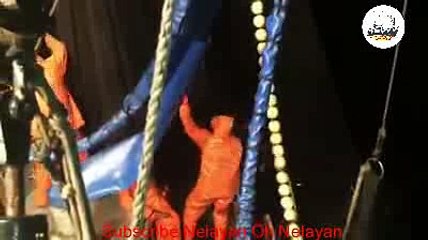 Nelayan Lautan Pacific  Sedut Ikan Dari Dalam Pukat