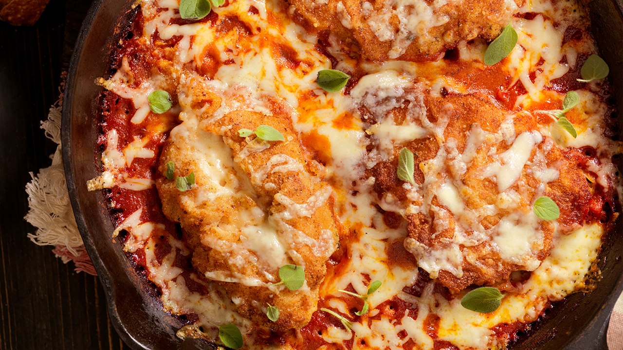 6 Foods You Should Never Reheat in the Microwave