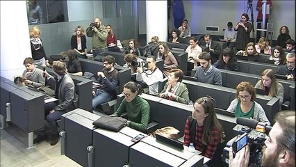 PP dice que Cospedal deja dirección "de mutuo acuerdo" con Casado