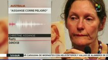 Madre de Julian Assange advierte que la vida de su hijo corre peligro