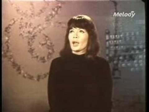 Juliette Greco - 1961 Jolie Mome (Scopitone)