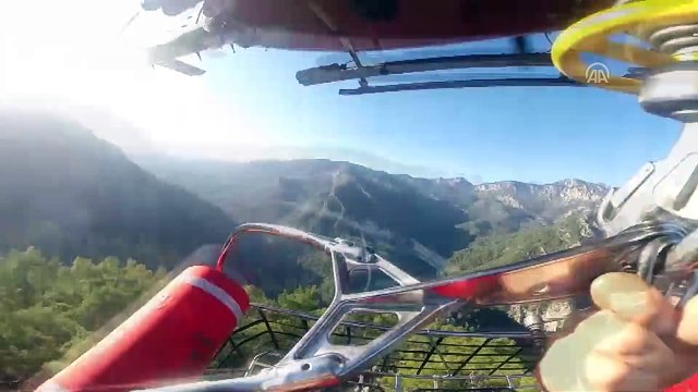 Dağda ayağı kırılan Ukraynalı kadın helikopterle kurtarıldı - ANTALYA