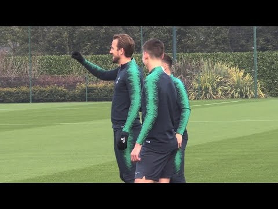 Tottenham Squad Train Ahead Of Champions League Game Against PSV Eindhoven