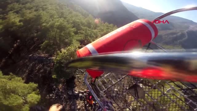 Antalya Dağda Ayağı Kırılan Ukraynalı Kadın Helikopterle Kurtarıldı