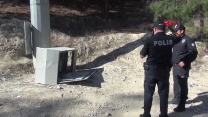 Denizli Hırsızlar Trafodaki Bakır Kabloları Çaldı