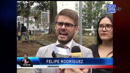 Asamblea estudia posible destitución de Espín