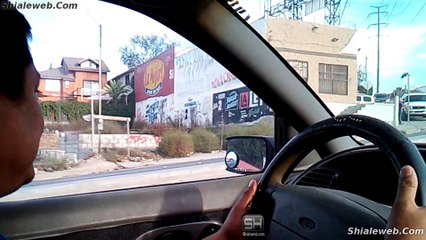 Poniendole Aire A La Llanta De El Carro En La Teran Teran Esquina Con Cucapah Tijuana