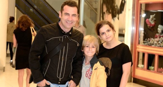 Ferhat Göçer'in Kızı Yağmur Göçer, Canlı Yayında Babasına Öfke Kustu