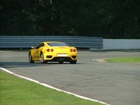 Denis en Ferrari à Marcoussis