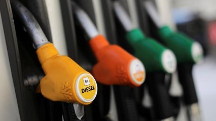 France : le prix du carburant suscite la colère des "gilets jaunes"