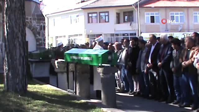 Su Dolu Kovada Boğulan 1 Yaşındaki Bebek Defnedildi