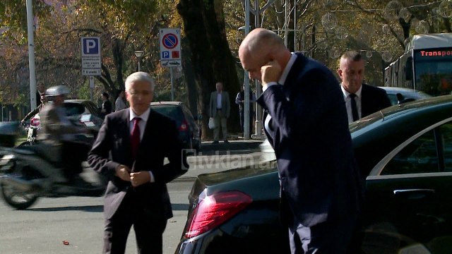 Sander Lleshaj emerohet zv/Ministër i Brendshëm