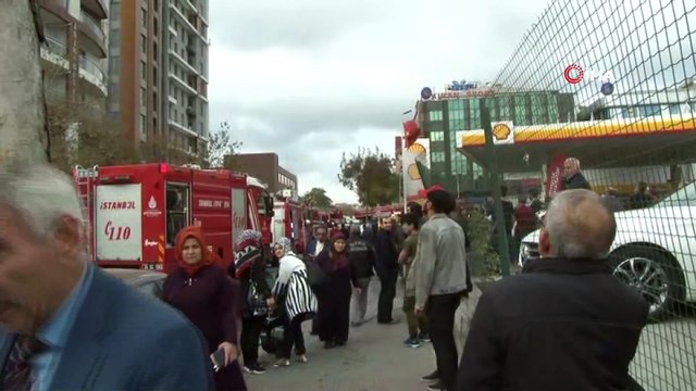 Kaynak makinesinden çıkan kıvılcım 20 katlı apartmanın dış cephesini kül etti