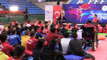 Yasemin Adar, genç sporcularla buluştu - EDİRNE