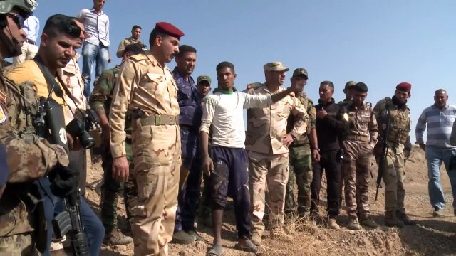 Mais de 200 fossas comuns no Iraque