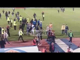 Report Tv-Incident në ndeshjen Tirana-Kukësi